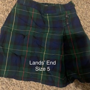 Girls’ Lands’ End school uniform skirt (not skort) - size 5